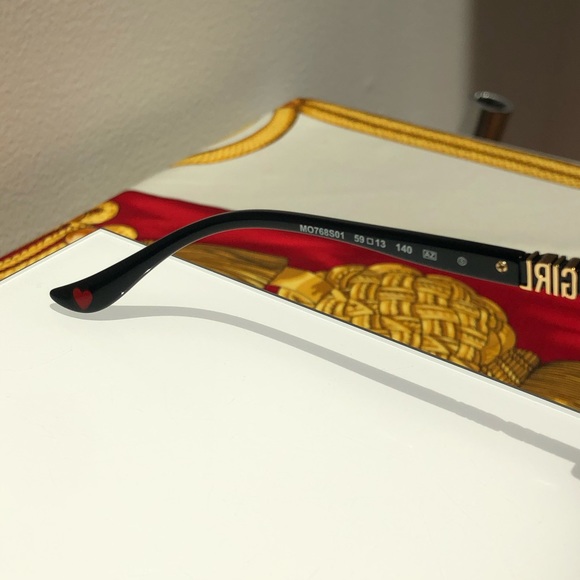 Moschino ‘Bad Girl’ MO768S01 Black Gold Sunglasses